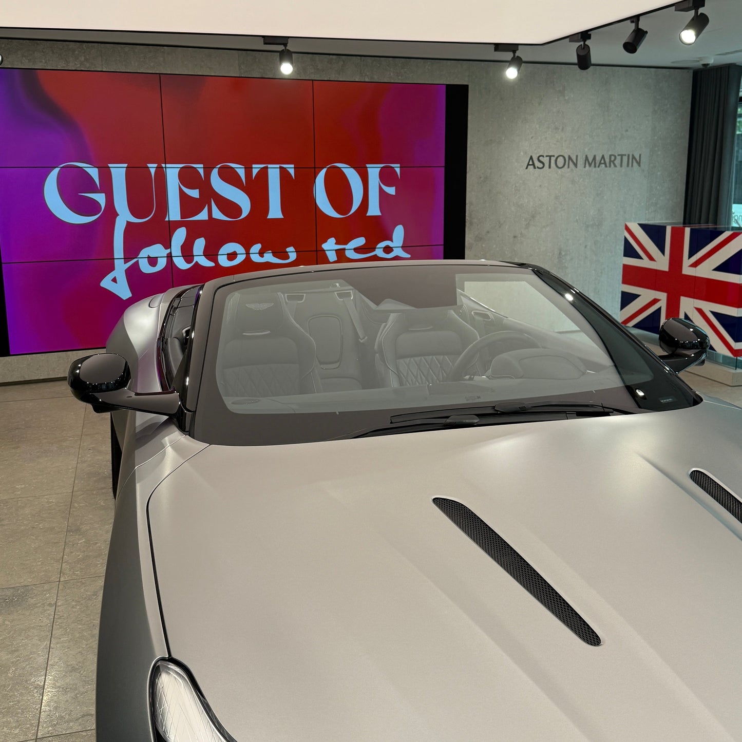 LUST & FEAST bei der Pre-Party von Aston Martin