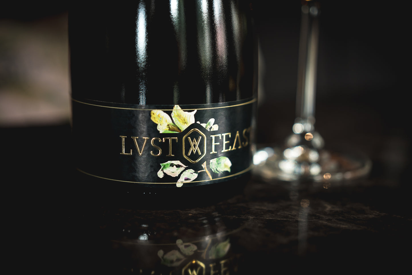 Lust & Feast Bucco bottle detail image